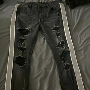 All black cargo reflect  jeans|